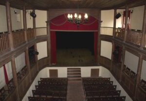 Prefeitura municipal de Areia realiza recuperação das instalações do Teatro Minerva