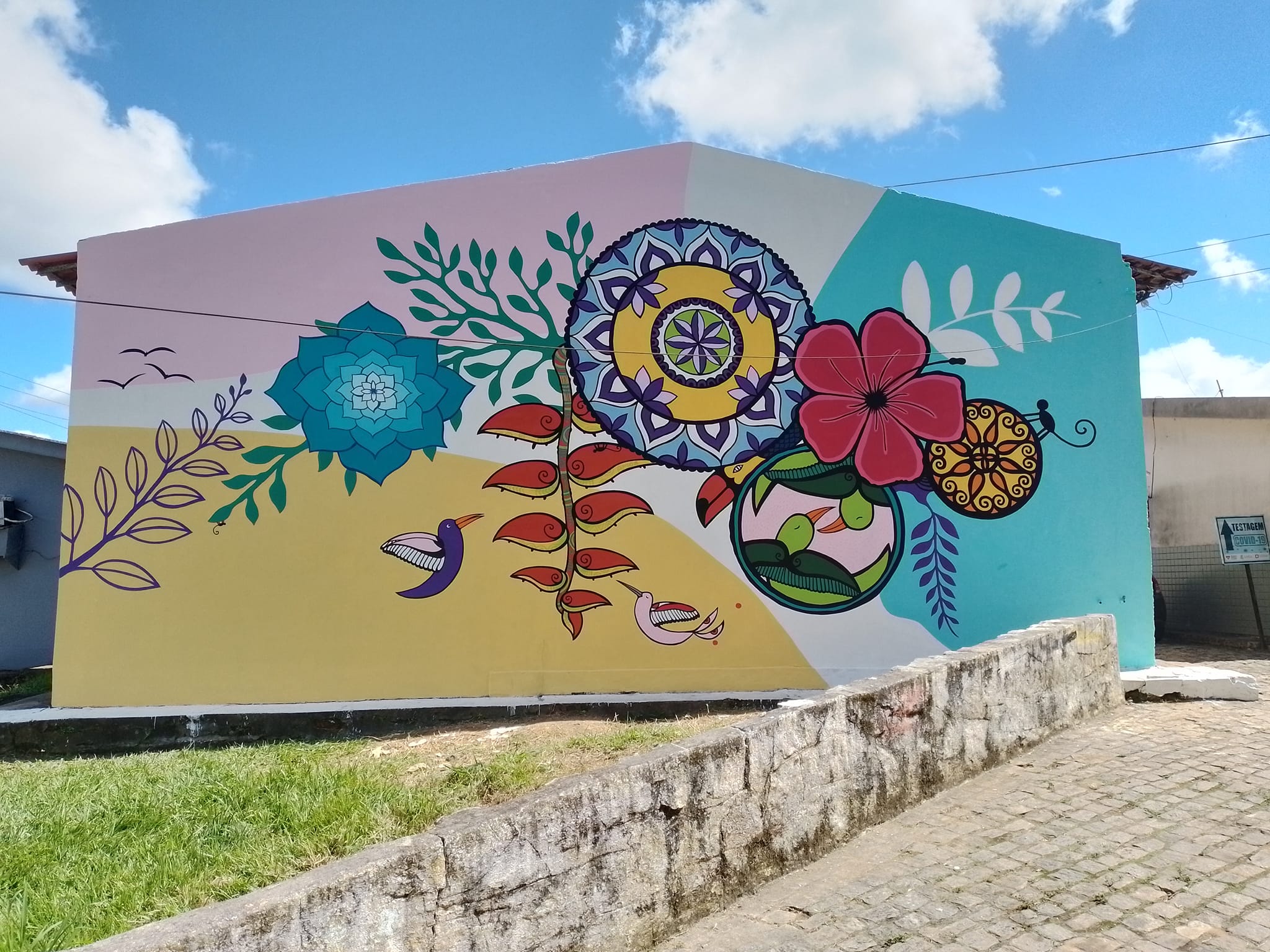 SECULT Areia desenvolve o projeto Viva Areia-Arte na comunidade, através do artista plastico Guataçara Monteiro